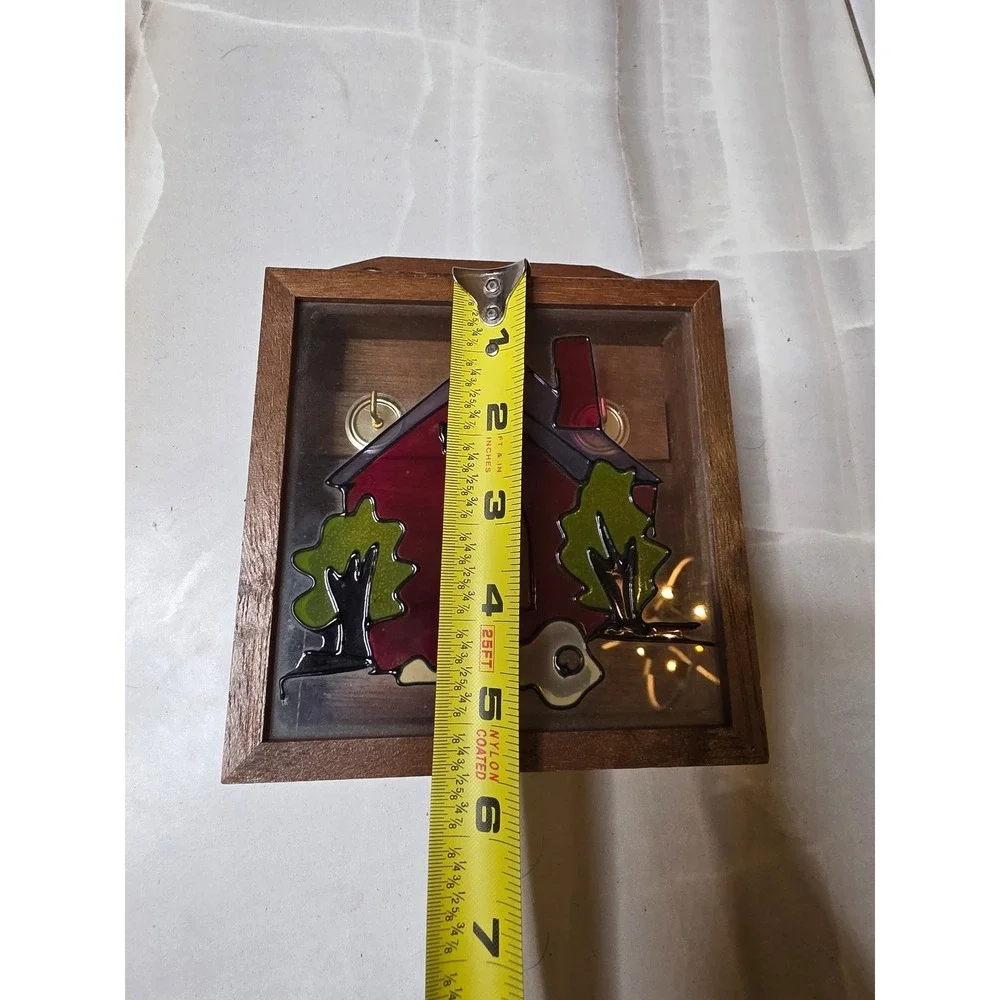 Vintage Wooden Key Holder Box Wall Mount Stained Glass Style House 3 Hooks 6in - Picture 2 of 16